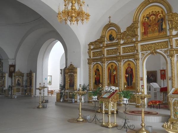 !>1>@  >645AB20 %@8AB>20 2 ;5:A0=4@>25