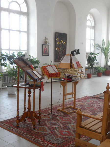 !>1>@  >645AB20 %@8AB>20 2 ;5:A0=4@>25: